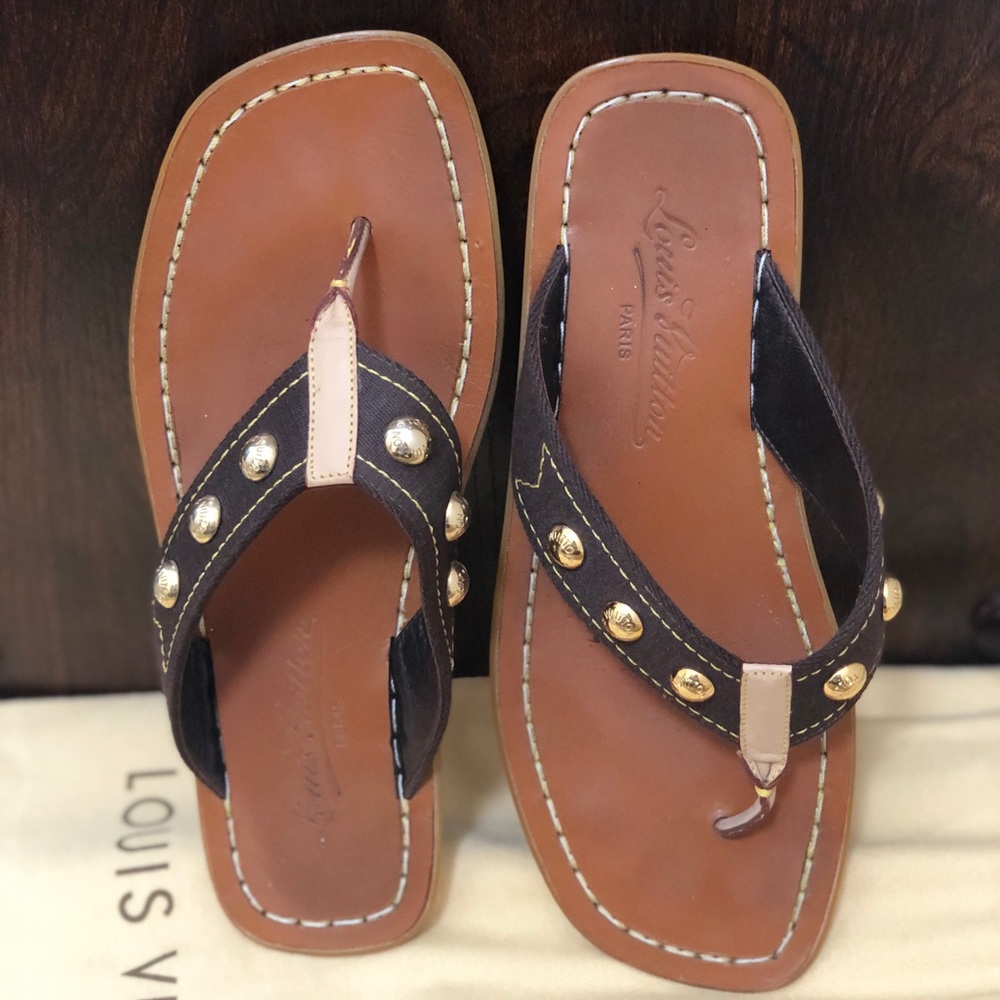 🛑 SOLD 🛑 Louis Vuitton Flip Flops